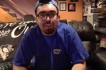 Flyers claim Calvin Pickard from Toronto