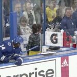 Patrick Maroon Chirping Simmonds..calls the leafs SOFT and brags about winning three cups (hot MIC)