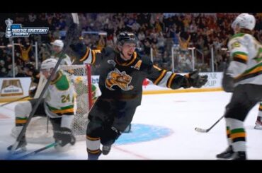 Sights & Sounds: Sting buzz back to even series