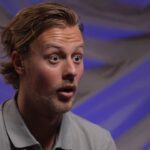 Adam Boqvist i Know Your Stats | Adam Boqvist plays Know Your Stats game