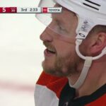 Garnet Hathaway and Tim Stützle throw punches, only 1 penalty