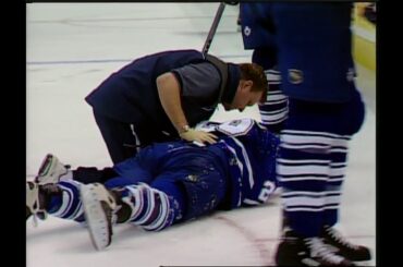 Ricard Persson bloodies up Tie Domi