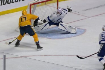 Louis Domingue sprawls to stuff Nick Bonino