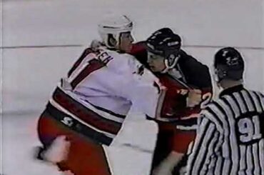 Lyle Odelein vs Kevin Dineen - Mar 12, 1998