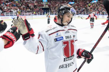 Nick Halloran sätter sitt 6:e SHL-mål och ger oss ledningen borta mot Malmö Redhawks