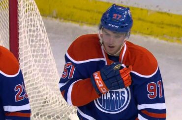 Gotta See It: McDavid injured after crashing into boards