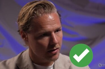 Hampus Lindholm i Know Your Stats | Hampus Lindholm plays Know Your Stats game