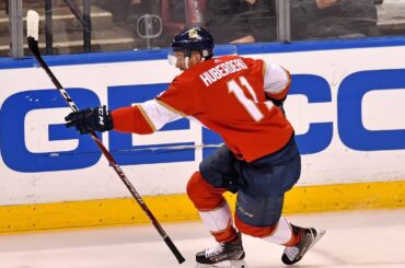 Jonathan Huberdeau (#11) "Fast"