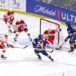 Dan Vladar's strong pair of saves vs Sabres (10/19/2023)