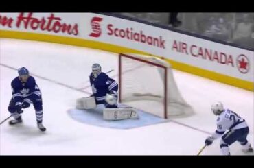 Incredible glove save by Bernier @ Lightning