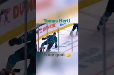 Tomas Hertl goes through 1 , 2, 3... #nicegoal