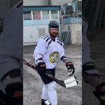 Jordie Benn på väg ut till första ispasset med Brynäs