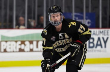 Philadelphia Flyers Wade Allison to Debut vs Pens #Flyers #anytimeanywhere #NHL #WesternMichigan