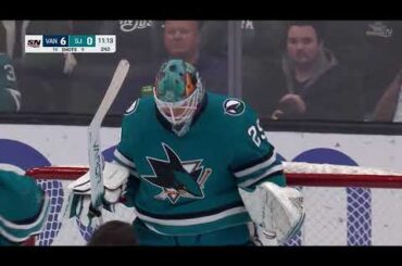 Andrei Kuzmenko's nice goal vs Sharks in Canucks 10:1 win (2 nov 2023)