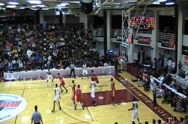 02 Katin Reinhardt & Mater Dei vs. Christ the King @ 2012 Spalding Hoophall Classic