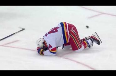 Alex Romanov huge hit on Miles Wood