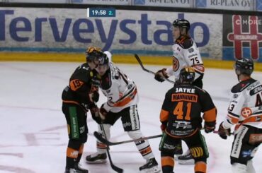 Tappelu: Otto Latvala vs Erik Karlsson