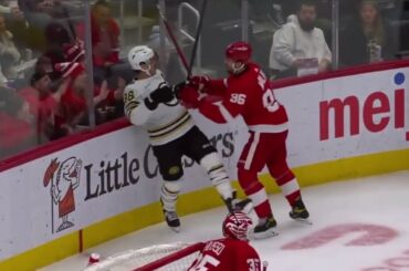 Jake Walman doesnt like David Pastrnak's hit, James Van Riemsdyk knocks down Walman... scrum ensues