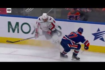 Alex Ovechkin misses an empty net chance vs Oilers (5 dec 2022)