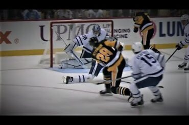 Marcus Pettersson Makes It A 4 Goal Second Period For The Pittsburgh Penguins