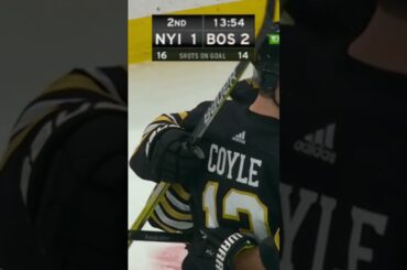 Coyle! 🎩🎩🎩 vs Islanders #nhlbruins