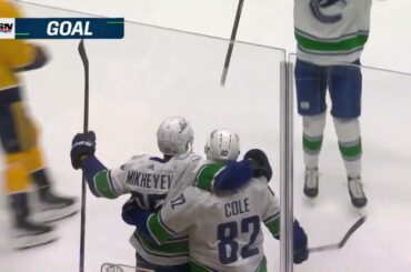 Ilya Mikheyev scores vs Predators, his first goal after injury (24 oct 2023)