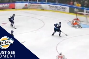 Must See Moment: Bradley Nadeau scores twice for the Vees in the second period