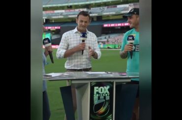 Adam Gilchrist 🤝 Josh Brown