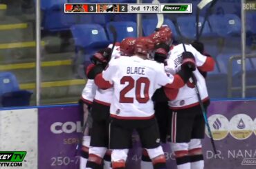 Alberni Valley Bulldogs 6 Nanaimo Clippers 4