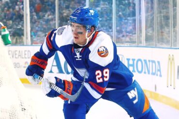 New York Islanders Brock Nelson Looks Back at the Stadium Series