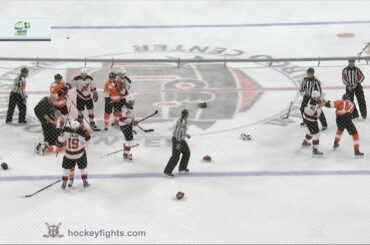 Dalton Prout vs Wayne Simmonds Apr 1, 2017