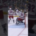 No Denying Jonathan Quick’s Toughness As He Tries To Make A Bare Handed Save ✋