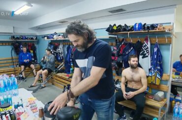 Kdo je v hokejové kabině nejrychleji u svačiny?