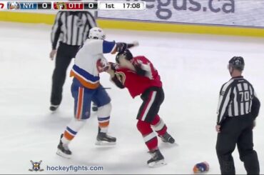Matt Martin vs Mark Borowiecki Jan 22, 2016