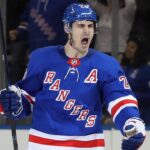 Rangers Re-Sign Chris Kreider