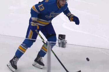 Barron on Fox vs Toropchenko on Makar: What’s the difference?