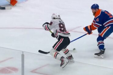 Connor Bedard is a filthy animal for doing this