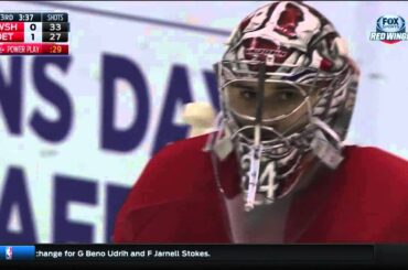 Petr Mrazek Big Saves on the PK - 11/10/15 vs Wsh