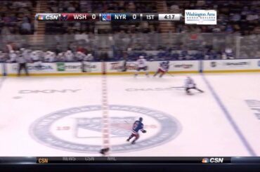 5/12/13: Capitals' Tom Wilson loses blade, struggles to get to bench