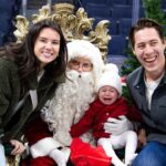 RUNWAY | Winnipeg Jets players get photos with Santa
