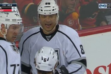 Jarome Iginla Scores on Brian Elliott | Kings Lead Flames 2-1