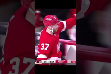 GOAL J T  Compher Detroit Red Wings v Montreal Canadiens 2-3 NHL 2023-24#shorts