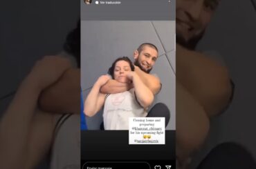 Khamzat Chimaev submits a Girl 💓😂