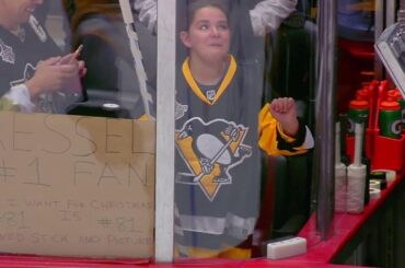 Fan tears up after getting signed stick from Phil Kessel
