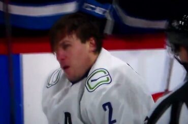 NHL hockey fight - Adam Lowry(Jets)vs. Luke Schenn(Canucks)