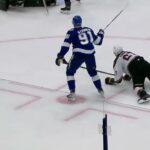 Nikita Kucherov assists on Stamkos's goal vs Coyotes (31 dec 2022)