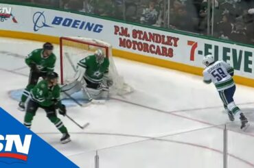 Canucks’ Tim Schaller Beats Anton Khudobin With Sharp-Angle Shot