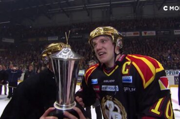 Idag för åtta år sedan — när "Dacke" och Silfverberg lyfte bucklan tillsammans