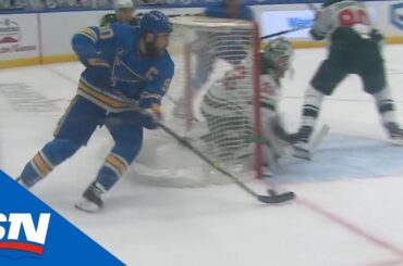 Ryan O'Reilly Scores Amazing Backhand OT Winner With 2 Seconds Left