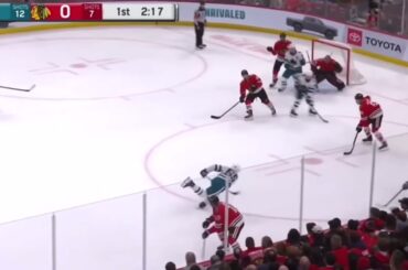 Domi kneeing on Karlsson - have your say!